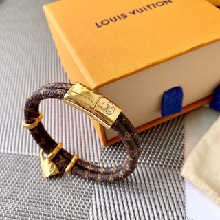 LOUIS VUITTON New Four-Leaf Clover VSheepskin Bracelet