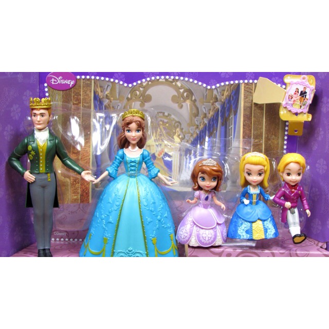 Disney Sofia The First Royal Family Small Doll Set