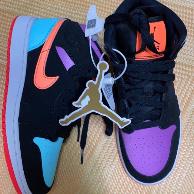 Authentic Nike air jordan 1 MID (GS) | Shopee Philippines