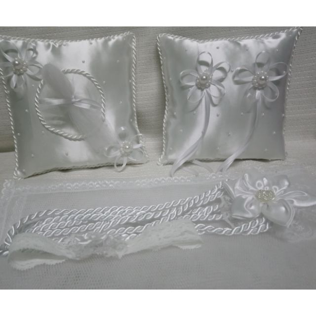 Wedding hot sale pillow set