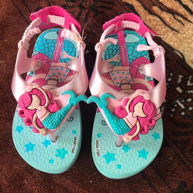 Ipanema shop baby slippers