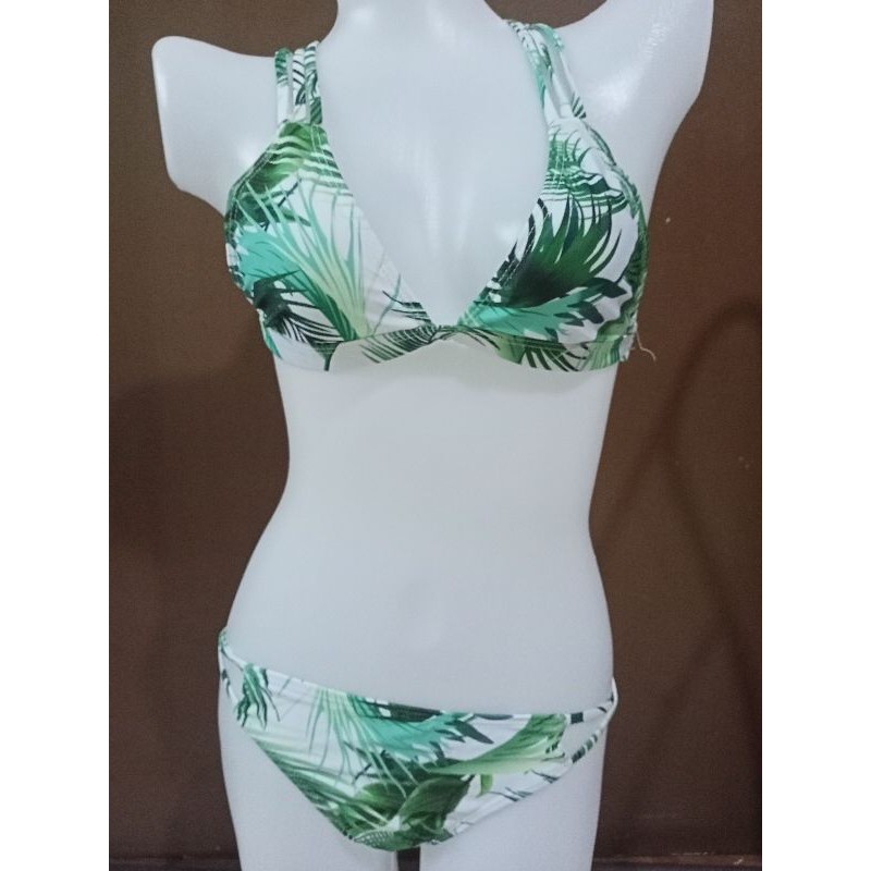 (Twopiece swimsuit) Shopee Philippines