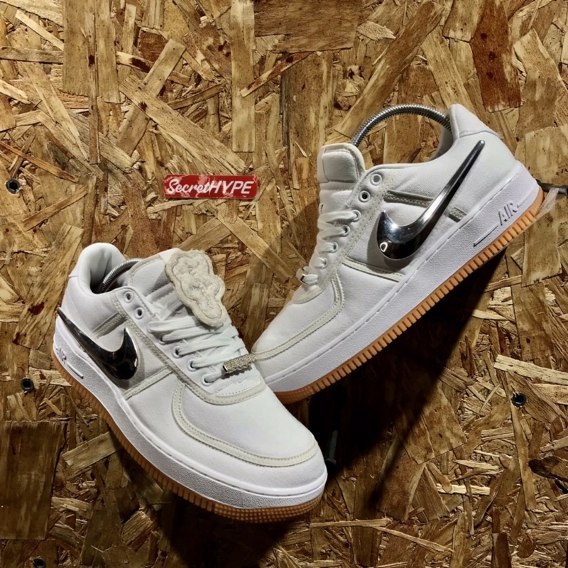 Air force 1 discount travis scott prix