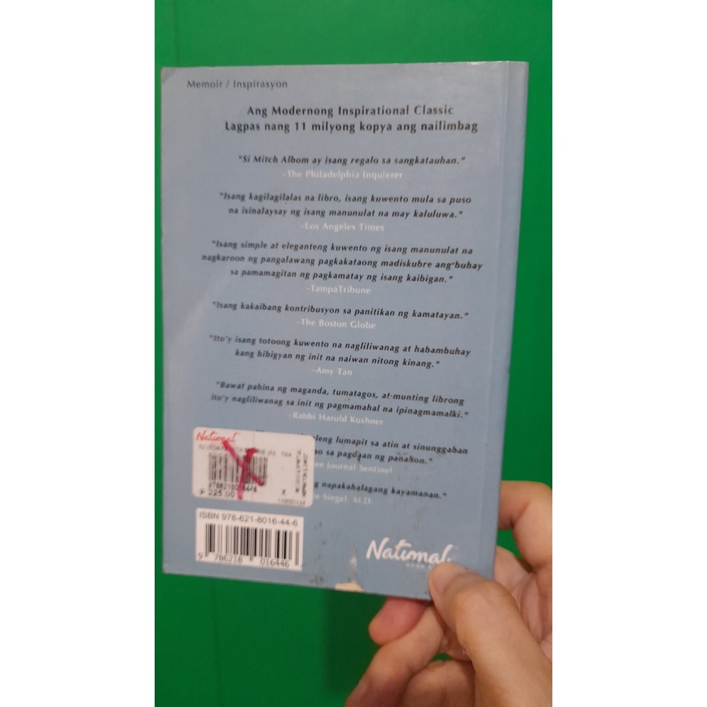 Tuesdays with Morrie. Filipino Edition. by Mitch Albom (Tagalog ...