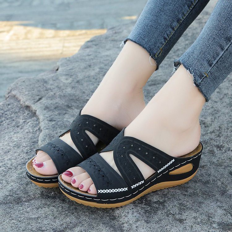 Ladies outlet sandals shopee