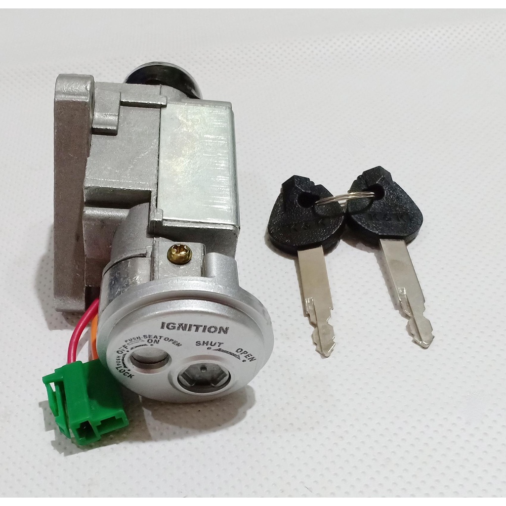 Ignition Key Set+Seat Key/Sadel Suzuki Shogun 125 SP FL New/Skywave