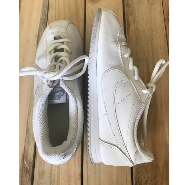 all white nike cortez junior