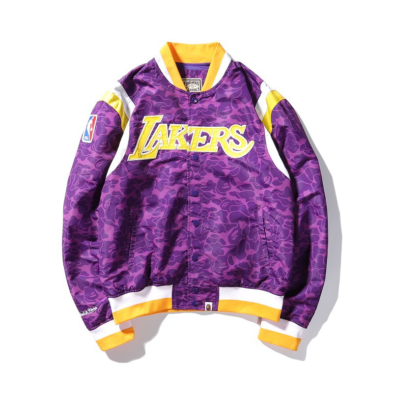 即購入okですBAPE×NBA Lakers ジャケット