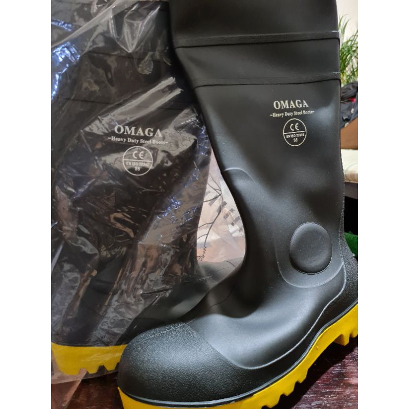 Heavy duty rain discount boots