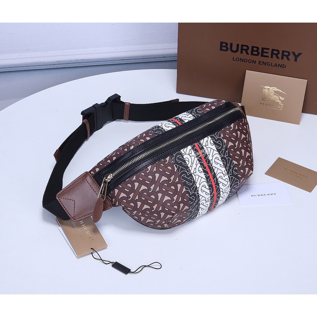 original version-Burberry/B's latest TB belt bag is inspired by the street  style of the 90s, model: | Shopee Philippines