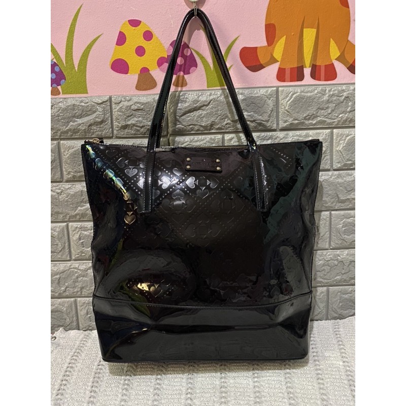 Kate spade black patent leather tote hot sale