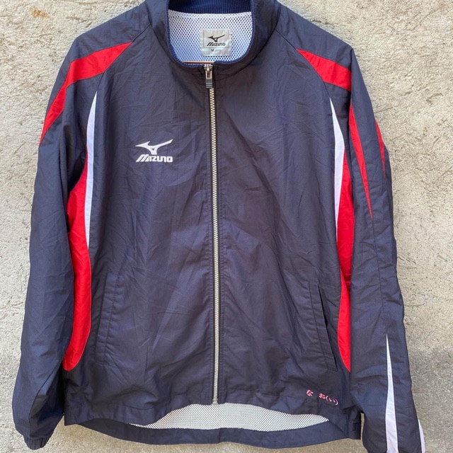 Mizuno deals windbreaker jackets