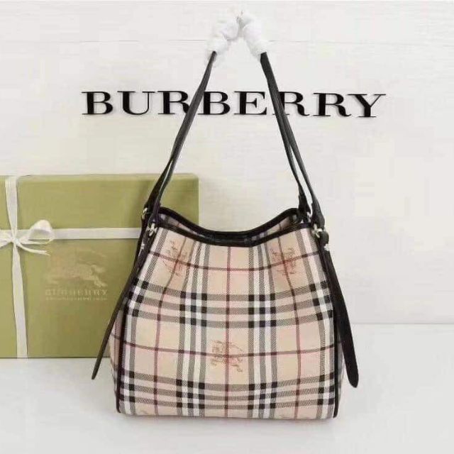 Classic burberry online bag