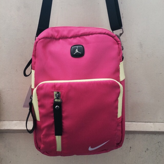 Nike jordan sling on sale bag