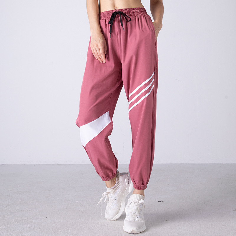 Baggy best sale running pants