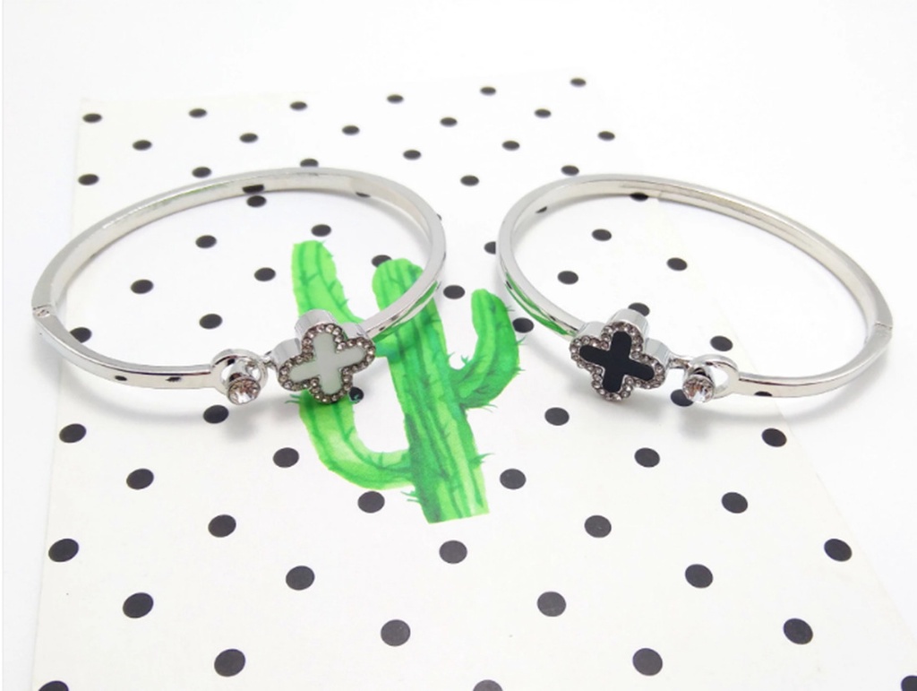 Green clover bracelet #new #fypシ #fypシ゚viral #viral