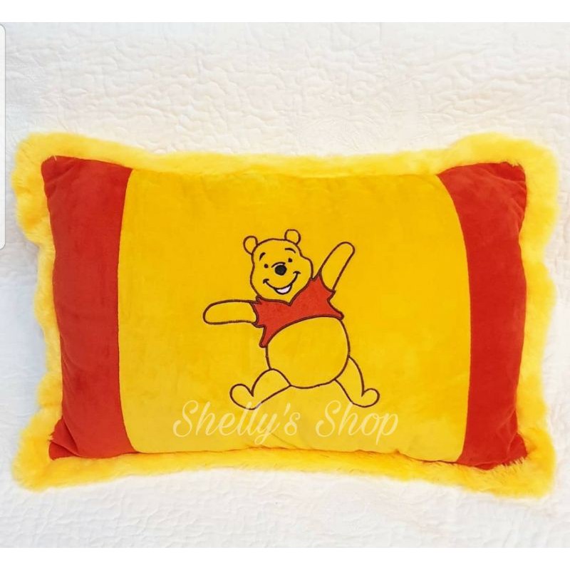 Pooh pillow 2024