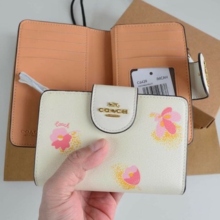 Shop Coach 2019 SS Small Trifold Wallet With Dandelion Floral Print (7331,  C3323, 2923, 2924, F78081, F78017, F75922, F41302, F37968) by emilyinusa