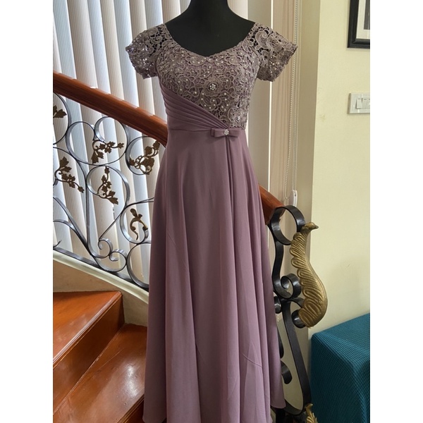 Long dress for wedding hot sale sponsor