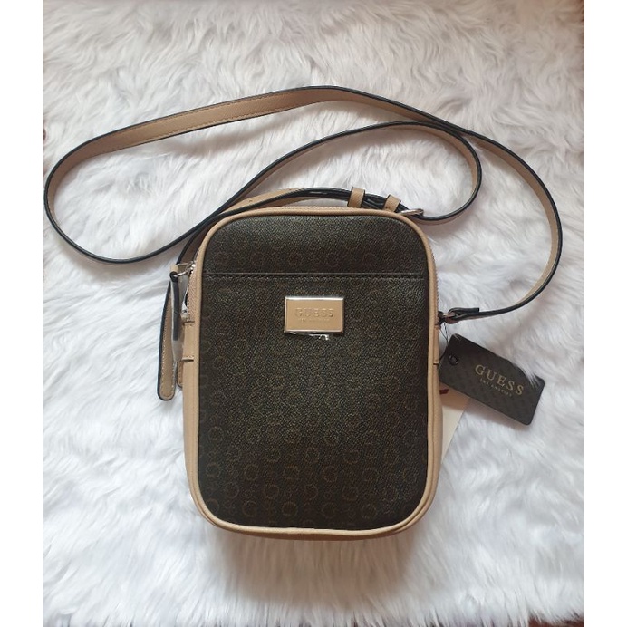 Guess, Bags, Guess Los Angeles Crossbody Bag