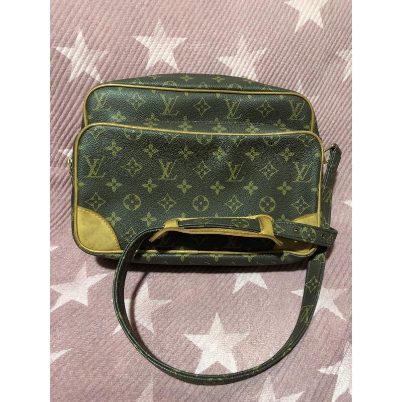 Lv camera bag online vintage