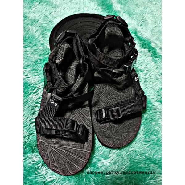 SANDUGO SANDALS FOR MEN & WOMEN Available size 5,6,7,8,9,10,11,12,13 ...