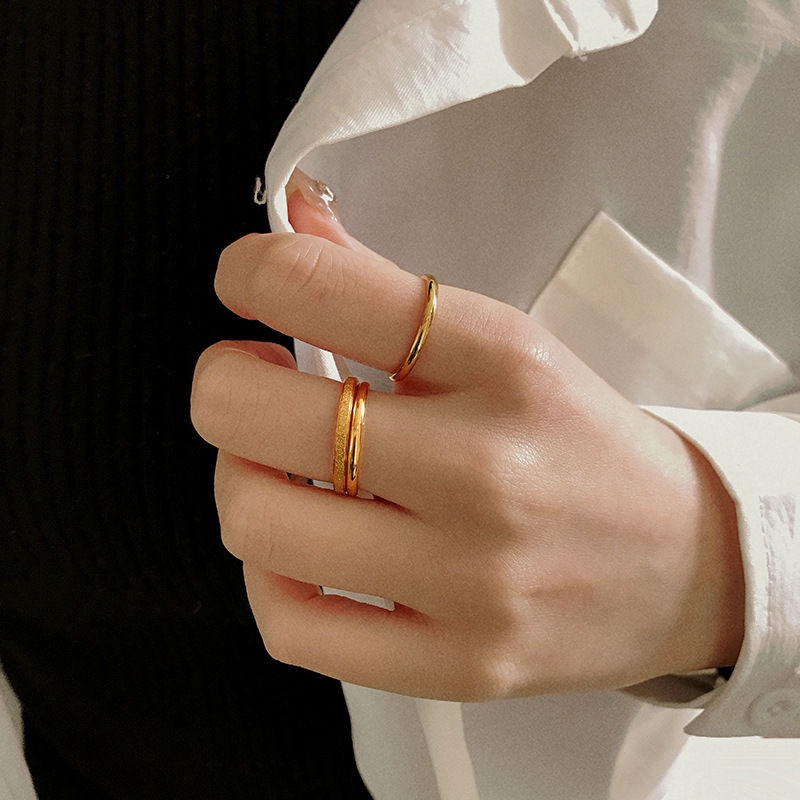 Gold index deals finger ring