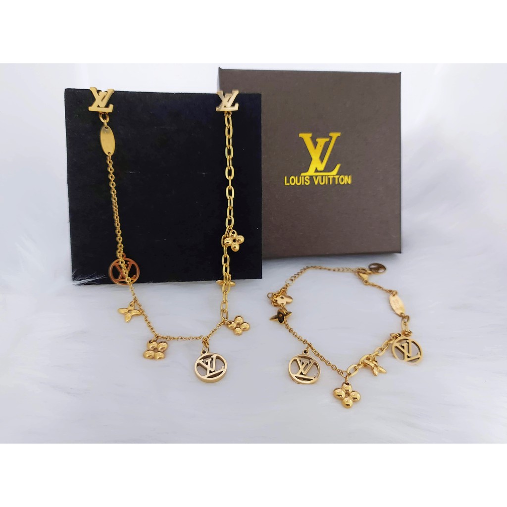 LV HIGH QUALITY STAINLESS STEEL JEWELRY SET(EARINGS-NECKLACE-BRACELET)