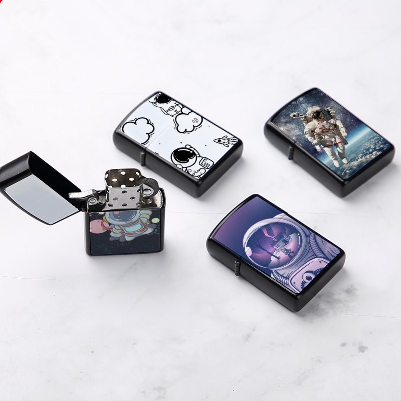 Space Series Astronaut Metal Kerosene Windproof Lighter Men's Gift ...