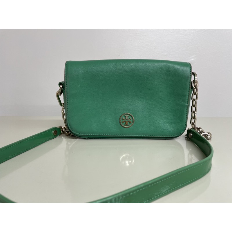 How to authenticate online a tory burch bag