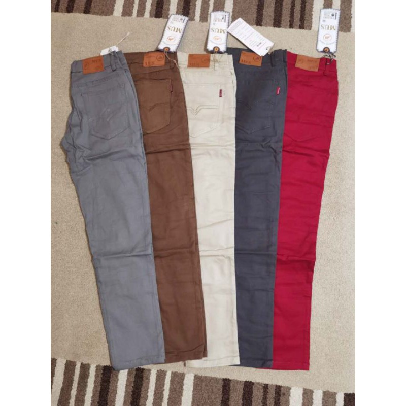 Colored best sale khakis mens