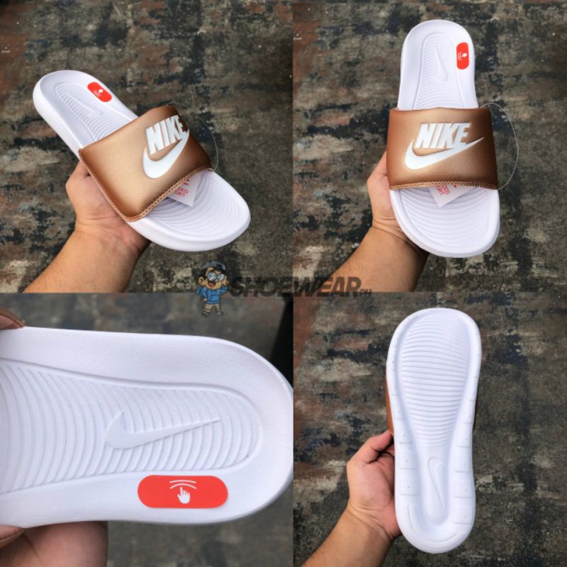 Nike slide outlet gold