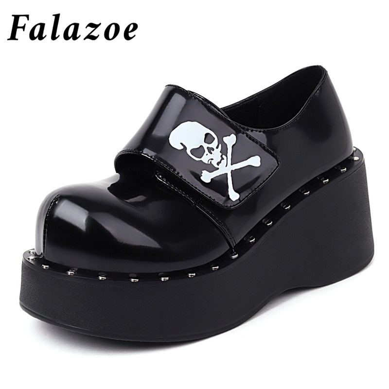 comfortable goth shoes