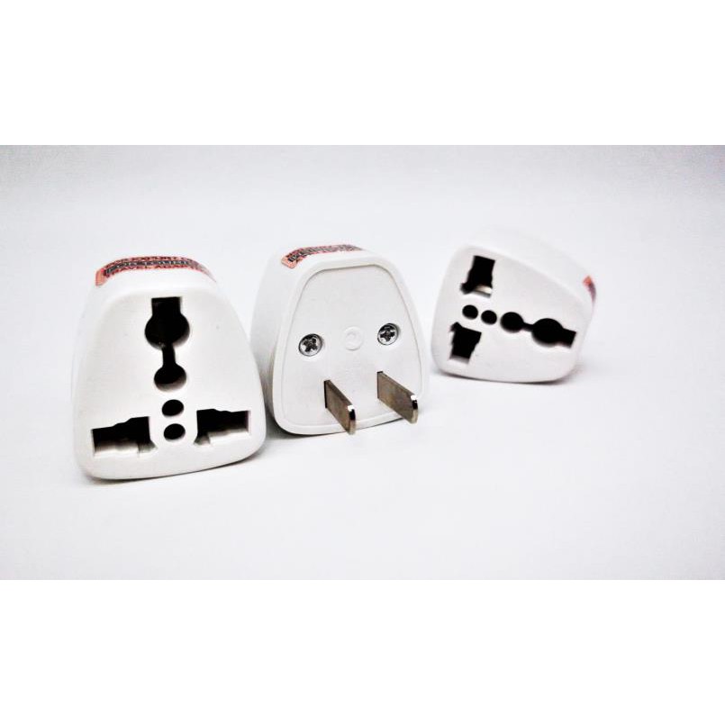 Universal zipper socket conversion fork with flat pin socket/travel