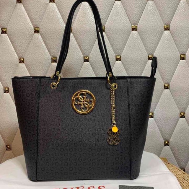 Guess shoulder bag sale Shopee Philippines