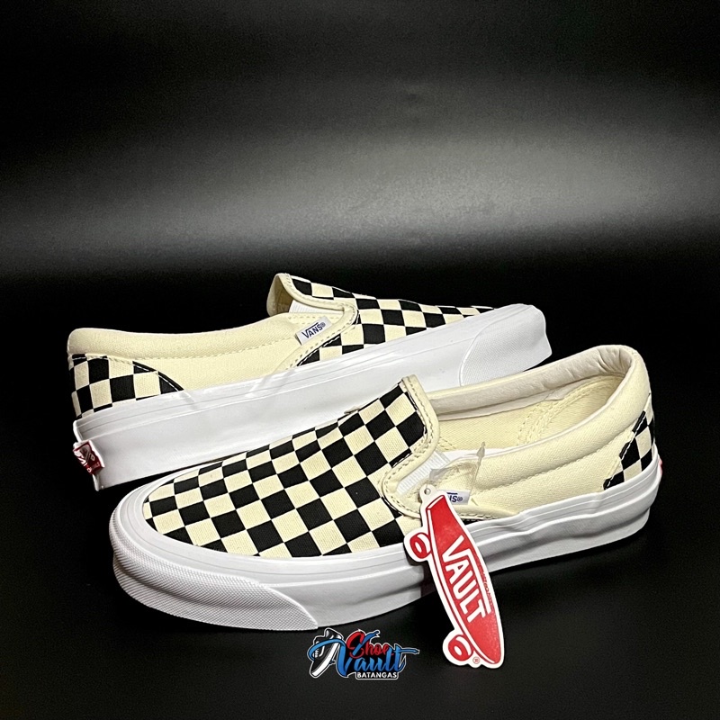 Vans vault cb slip on sale on