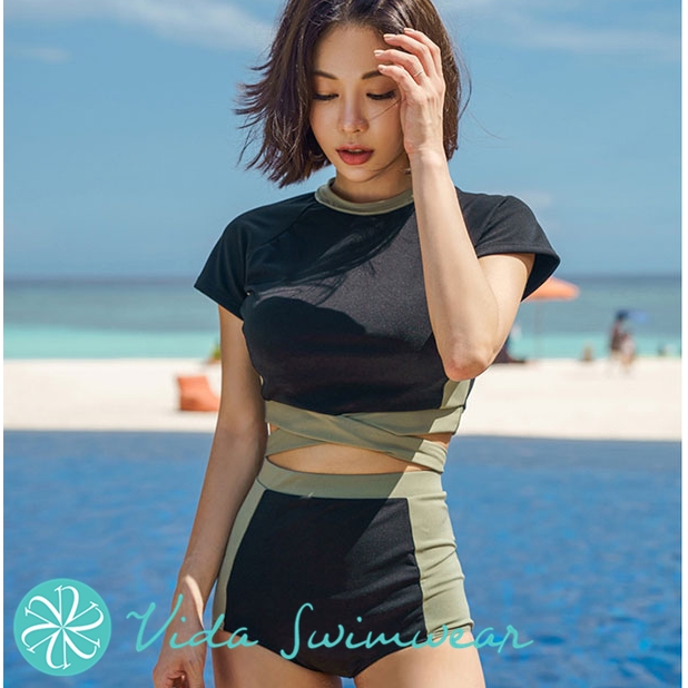 Two-piece Bikini Rashguard CropTop High-waist Short Swimsuit