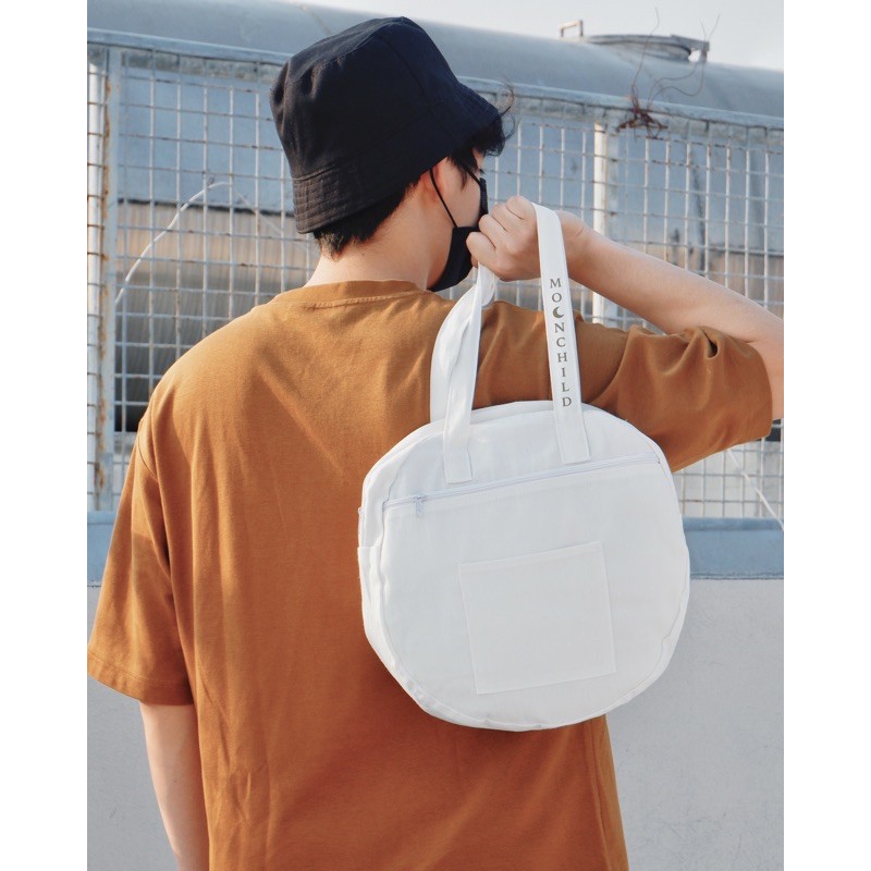 Circle tote outlet bag