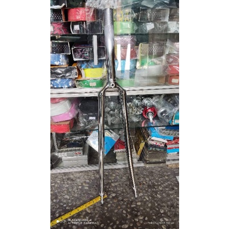 classic standard fork 700c threaded for fixie roadbike max 700x28c chromoly 3000 pesos brandnew Shopee Philippines