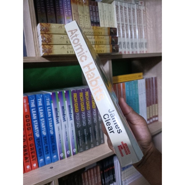 ATOMIC HABITS by JAMES CLEAR (AUTHENTIC) | Shopee Philippines