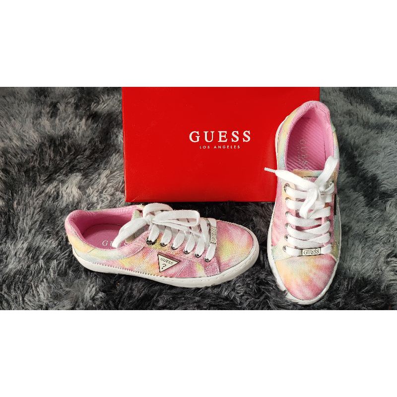 Guess on sale shoe size