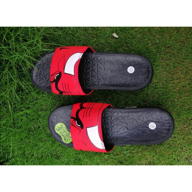 Nike benassi outlet bulls