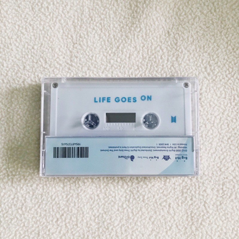 BTS    LIFE GOES ON   カセットテープ