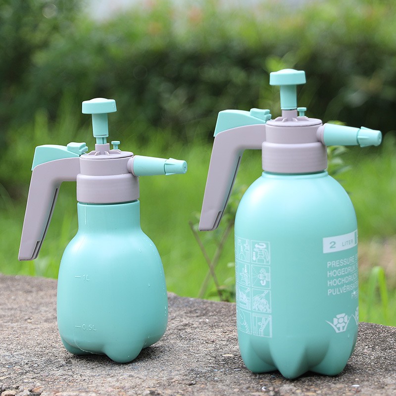 2L Garden Sprayer Pressure Sprayer Bottle Outdoor Plant Flower Watering ...