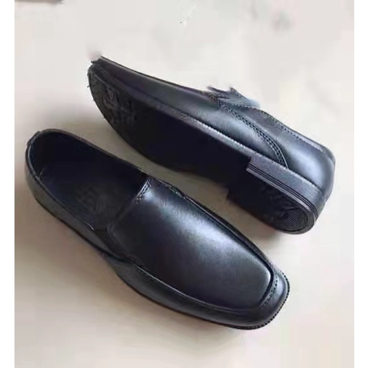 High quality rubber shoes Black school shoes for boy and men's | Shopee ...