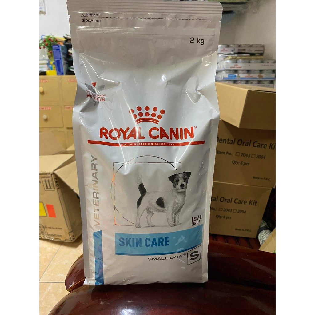 Royal canin skin care small best sale dog 2kg