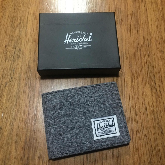 Herschel Mens Wallet (high quality) Shopee Philippines