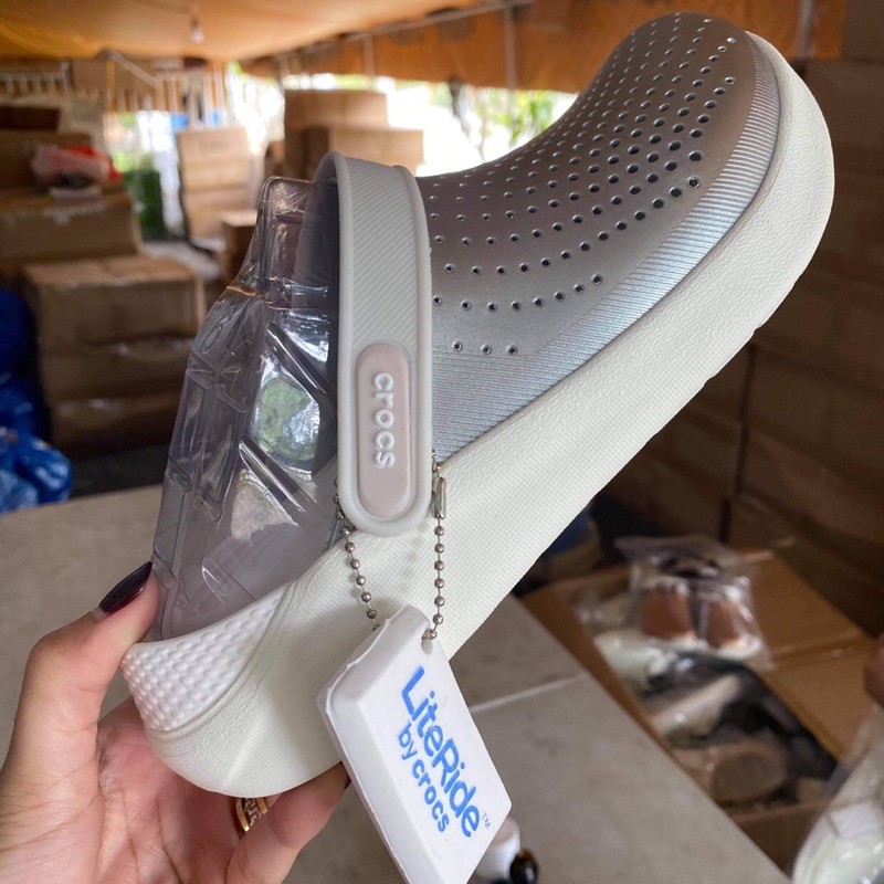 Crocs literide online metallic