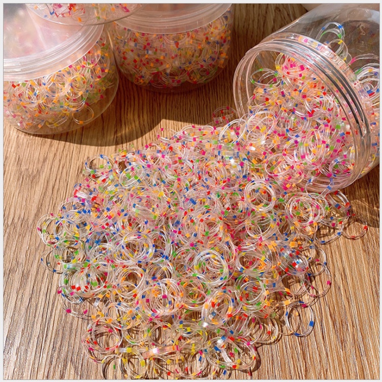 Disposable rubber band to tie the hair without hurting the hair small