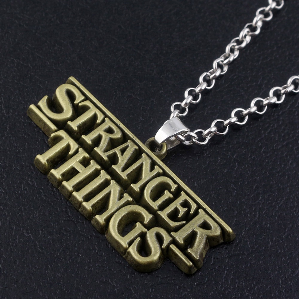 Pendentif Stranger Things Hellfire Club - Collier Acier | Neuf Avec étiquettes | Fan Série Netflix | Accessoire Geek